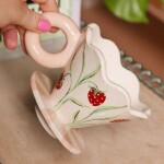 STRAWBERRY HANDMADE CERAMIC